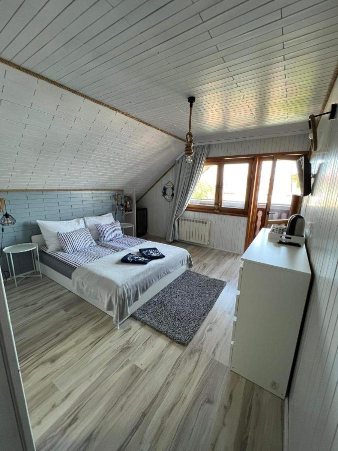 Ferienwohnung Cicha Zatoka Mikołajki Exterior foto