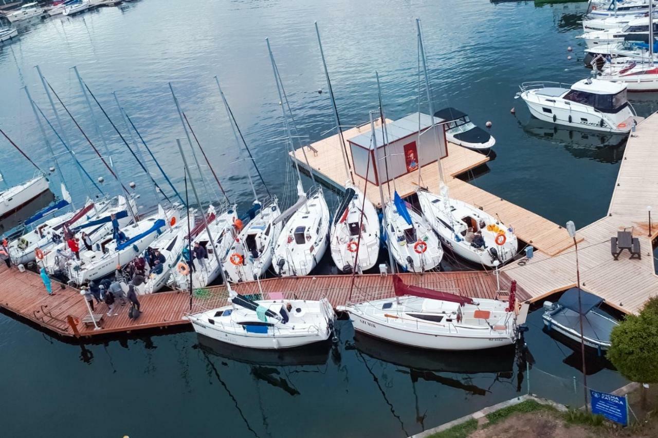 Ferienwohnung Cicha Zatoka Mikołajki Exterior foto